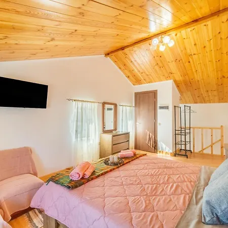 Bekiris Traditional Tatil Evi