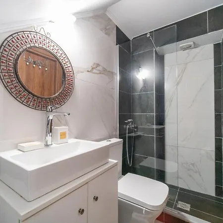 Bekiris Traditional * Lefkimmi (Corfu)