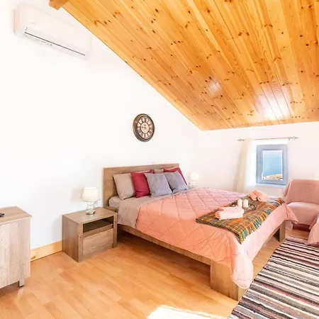 Bekiris Traditional Tatil Evi
